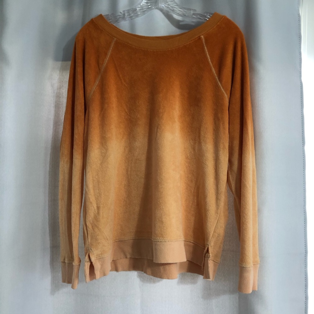 American Eagle long sleeve soft t-shirt